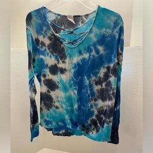 No Boundaries Tie-dye Ling Sleeve Top. Size XXXL/3XG/21